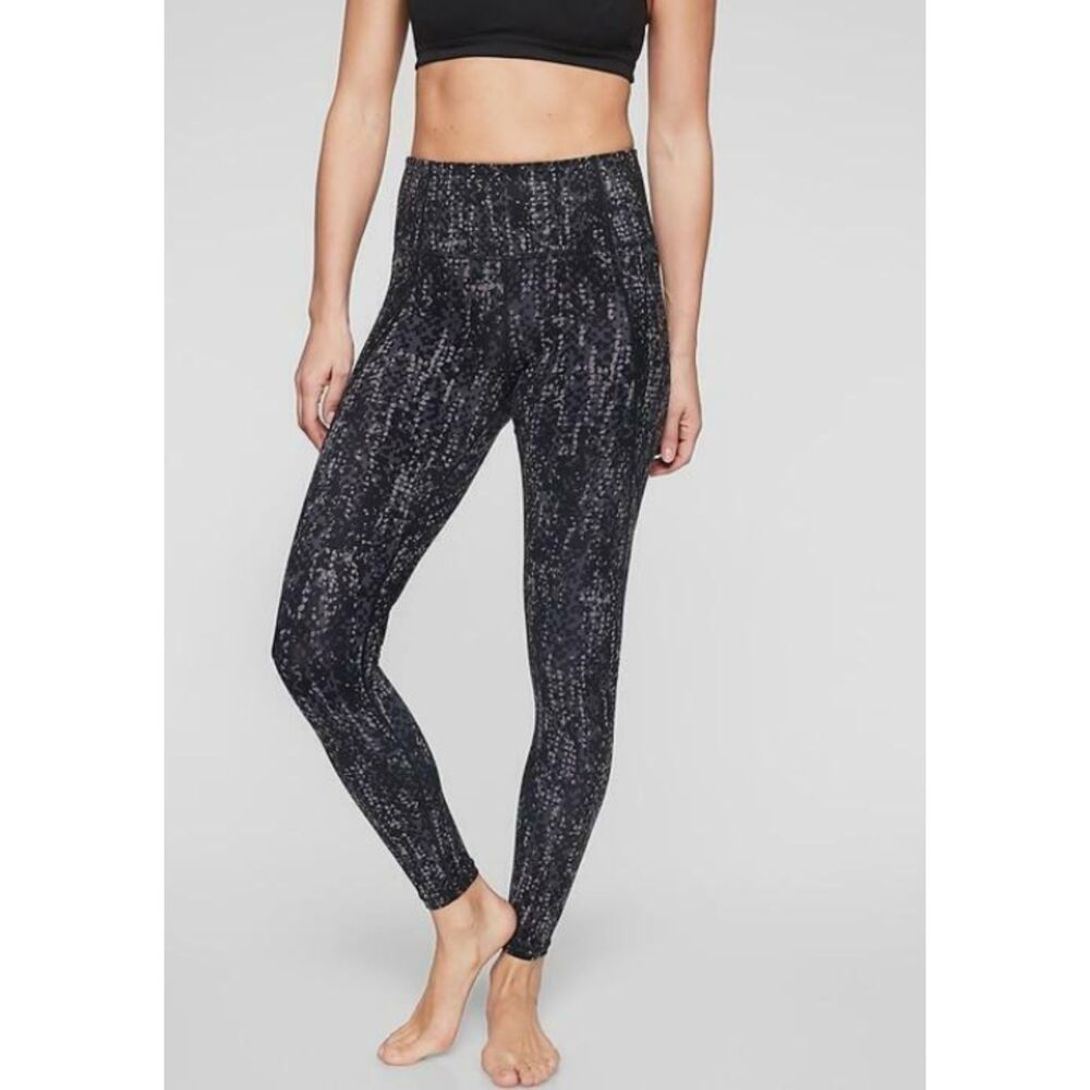 Athleta Salutation Stash Pocket II Capri Serpent Black Active Comfort Sz S
